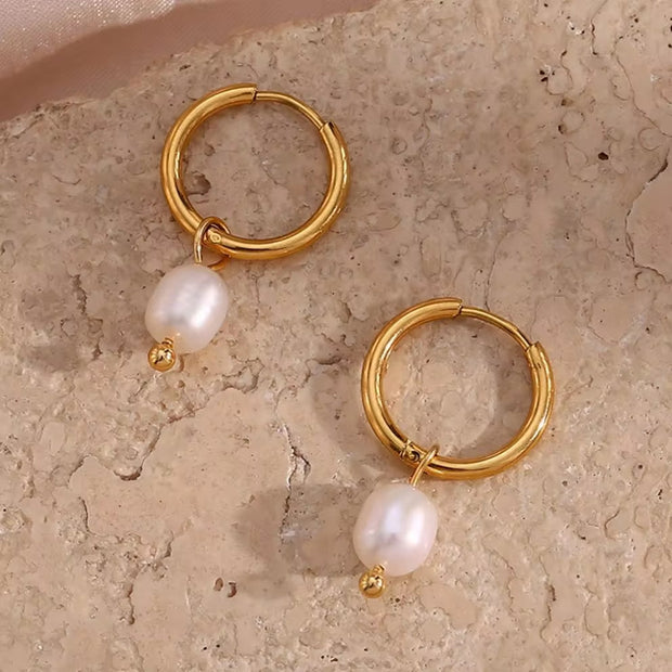 2023 New Design Fresh Water Pearl Hoop Earring 18K Gold Plated Hoop Earring Stainless Steel Tarnish Free Pearl Drop Earrings