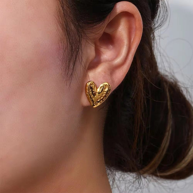 18K Gold Plated Hammered Heart Studs Earrings Tarnish Free Stainless Steel Stud Earrings for Women