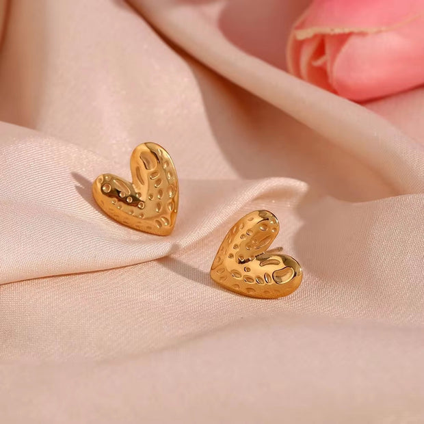 18K Gold Plated Hammered Heart Studs Earrings Tarnish Free Stainless Steel Stud Earrings for Women