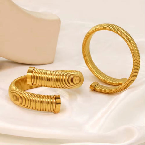 Trendy 304L Stainless Steel Cuff Bangle Unusual Men Women Textured 18K Gold Color Bracelet Daily Jewelry High Quality