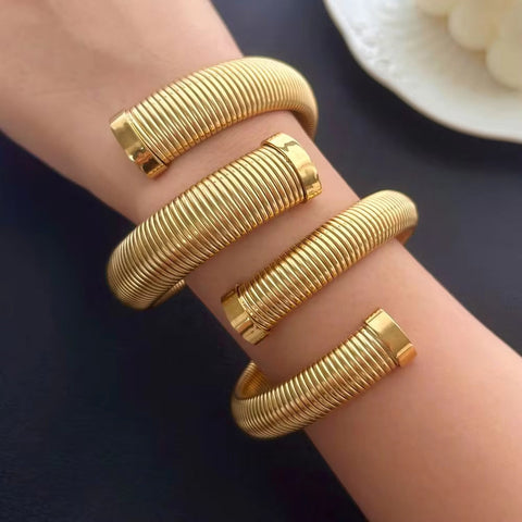 Trendy 304L Stainless Steel Cuff Bangle Unusual Men Women Textured 18K Gold Color Bracelet Daily Jewelry High Quality