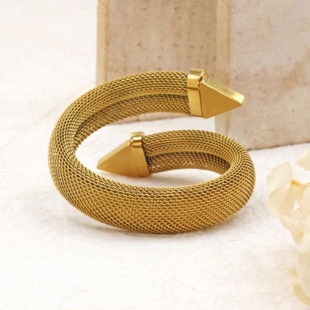 12Mm 16Mm Wide Thick Mesh Stainless Steel Cuff Bangle Elegant Women'S Charm Iced Out Arrows Design Gold Bracelet