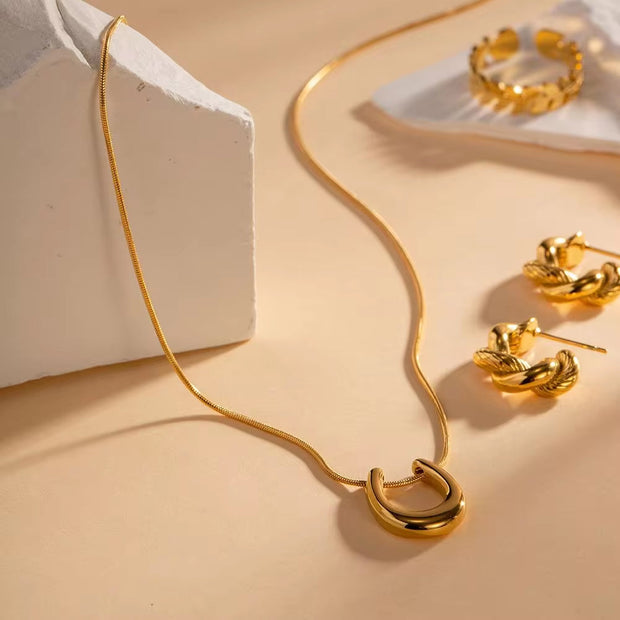 18K Gold Plated Smooth Irregular Snake Chain Necklace Gift Stainless Steel U Shaped Pendant Necklace