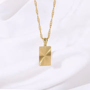 2024 Fashion Vintage 18K Gold Plated Square Pendant Necklace for Woman
