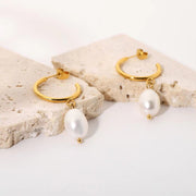 18K Gold Planted Pearl CC Texture Hoop Earring Nontarnish Stainless Steel Pearl Hoop Earring for Women