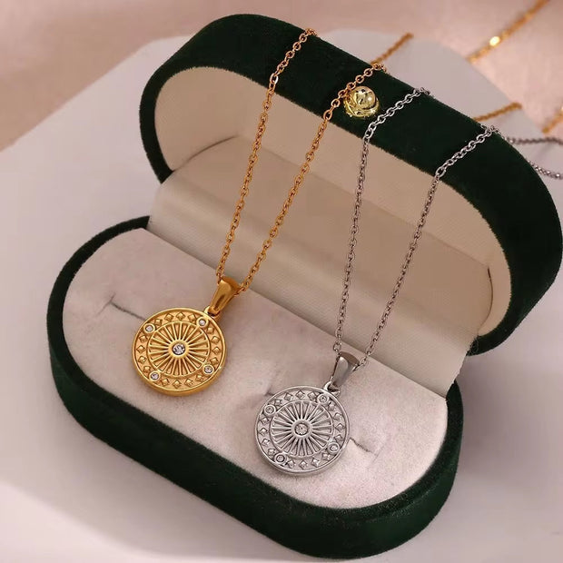 Vintage Engraved round Compass Shape Zircon Pendant Necklace 18K Gold Plated Stainless Steel Necklace
