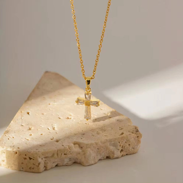 Vintage 18K Gold Plated Clear Cross Zircon Necklace Geometric Cubic Zirconia Crossed Pendant Necklace