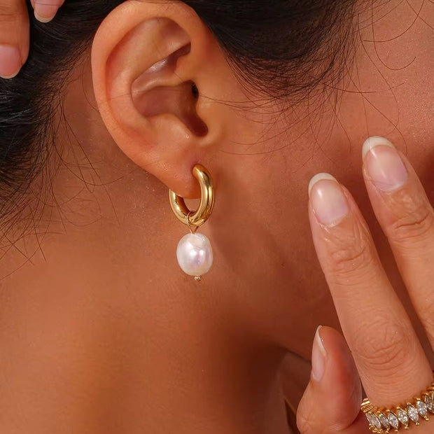 Vintage Water Proof Fresh Water Pearl Earrings Hypoallergenic Non Tarnish Stainless Steel Gold Hoop Earrings for Women