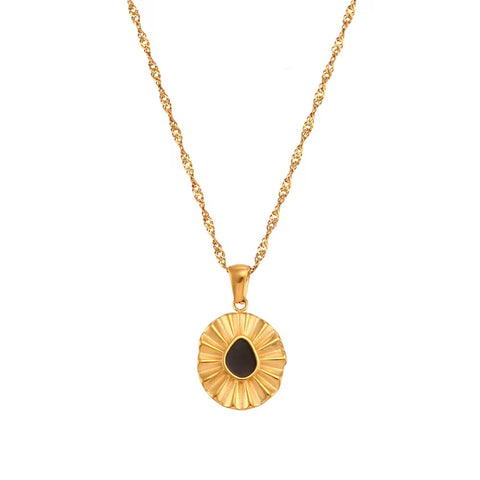 Trending Engraved Flower Shape Enamel Pendant Necklace 18K Gold Plated Stainless Steel Pendant Necklace