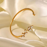 Waterproof 18K Gold Plated Stainless Steel Jewelry Gift Retro Leaves White Cubic Zirconia Opening Bangles