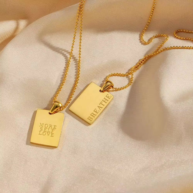 2024 Golden Square Letter Pendant Necklace 18K Gold Plating Chains Stainless Steel Necklace