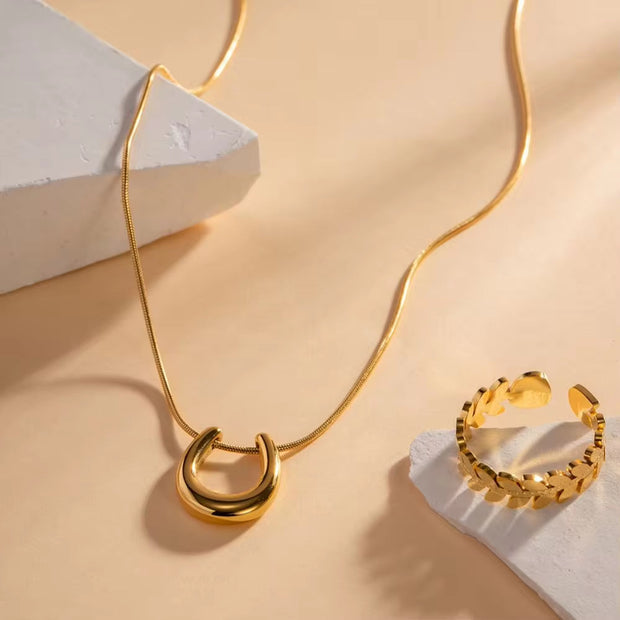 18K Gold Plated Smooth Irregular Snake Chain Necklace Gift Stainless Steel U Shaped Pendant Necklace