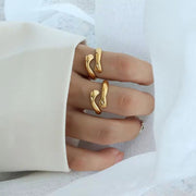 18K Gold Plated Cute Hand Hug Stainless Steel Embrace Hug Finger Open Ring Women