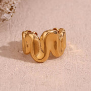 2024 Jewelry Water Wave Signet Ring Gold Plated Jewelry Stainless Steel Statement Rings