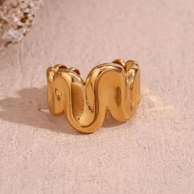 2024 Jewelry Water Wave Signet Ring Gold Plated Jewelry Stainless Steel Statement Rings