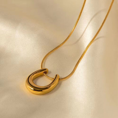 18K Gold Plated Smooth Irregular Snake Chain Necklace Gift Stainless Steel U Shaped Pendant Necklace