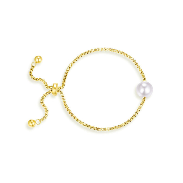She's a Pearl Bracelet