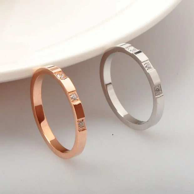 Waterproof Zircon Diamond Inlaid Women Elegant Thin Band Ring 18K Gold Rose Gold Plated Stainless Steel Zircon Ring
