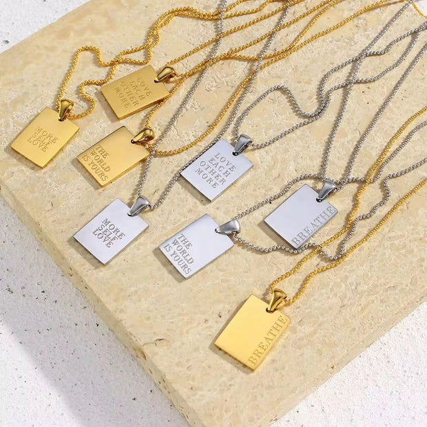 2024 Golden Square Letter Pendant Necklace 18K Gold Plating Chains Stainless Steel Necklace