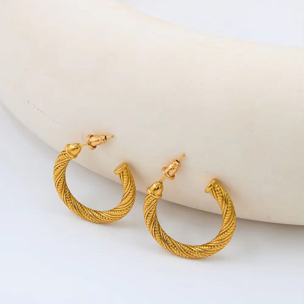 Textured Curved Rope Stainless Steel Hoop Earrings Unique C-Shaped Women'S Stud Ear Jewelry anti Allergic
