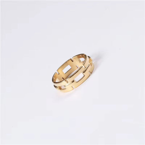 Water Proof 18K Plain Gold Chain Shape Hollow Ring Stainless Steel Trendy Simple Gold Plated Jewelry