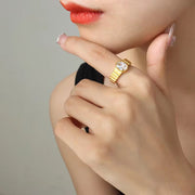 Vintage Design 18K Gold Plated Stainless Steel White Green Cubic Zirconia Finger Ring Jewelry for Women