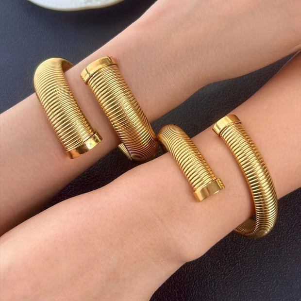 Trendy 304L Stainless Steel Cuff Bangle Unusual Men Women Textured 18K Gold Color Bracelet Daily Jewelry High Quality
