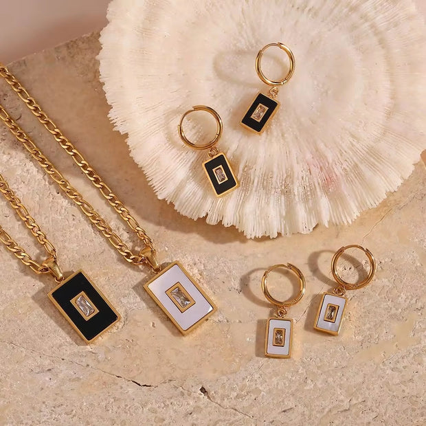 Vintage Square Acrylic Zircon Pendant Necklace 18K Gold Plated Stainless Steel Figaro Chain Necklace