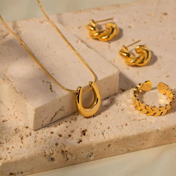 18K Gold Plated Smooth Irregular Snake Chain Necklace Gift Stainless Steel U Shaped Pendant Necklace