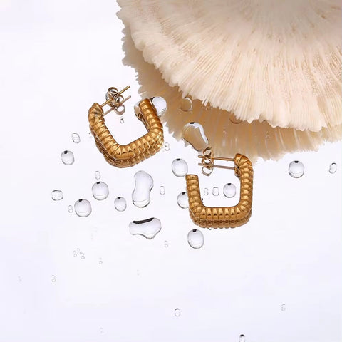 Vintage Gold Plated Texture Geometric Hoop Earring Non Tarnish 316L Stainless Steel Hoop Earring
