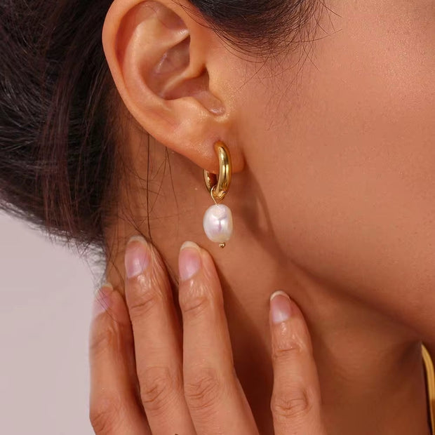 Vintage Water Proof Fresh Water Pearl Earrings Hypoallergenic Non Tarnish Stainless Steel Gold Hoop Earrings for Women