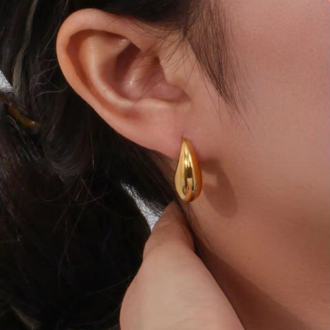 Vintage Hollow Out Gold Plated Boat Shape Stud Earring Tarnish Free Stainless Steel Jewelry Earings Women