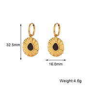 Trending Engraved Flower Shape Enamel Pendant Necklace 18K Gold Plated Stainless Steel Pendant Necklace