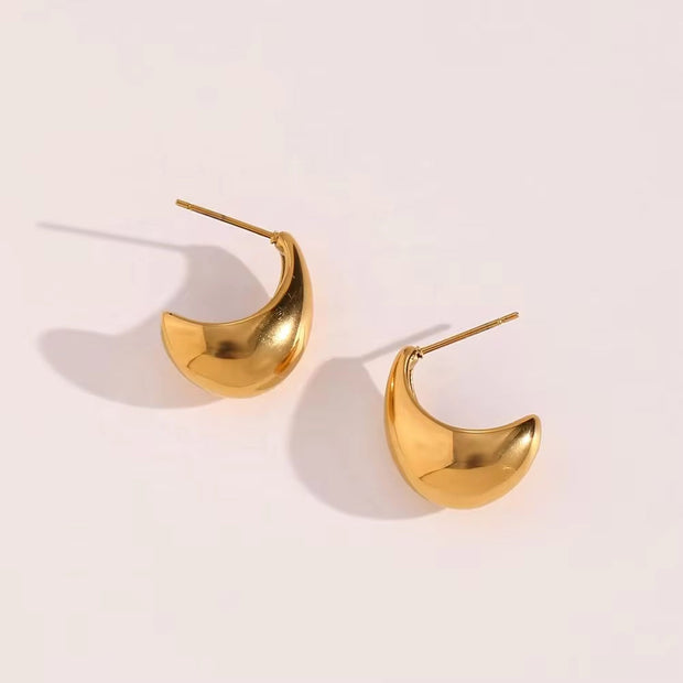 Vintage Hollow Out Gold Plated Boat Shape Stud Earring Tarnish Free Stainless Steel Jewelry Earings Women