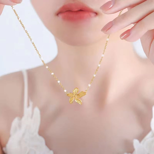 Vintage French Style Flower Chain Necklace Jewelry 18K Gold Stainless Steel Waterproof Minimalist Pearl Flower Necklace