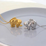 Wholesale Gold Elephant Shaped Hollow Out Pendant Necklace Animal Necklace for Women Men Jewelry Elephant Necklace Set