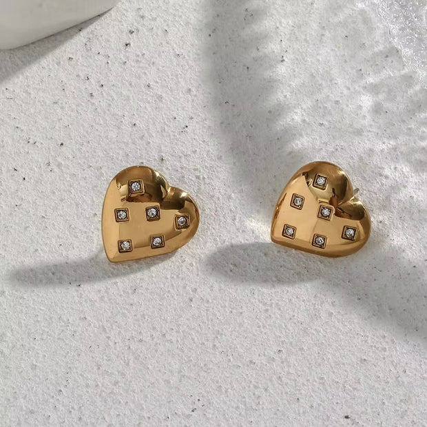 Zircon Heart Shaped Stud Earrings Stainless Steel Gold Plated Earrings Studs round Cubic Zirconia Bezel Setting