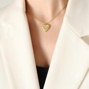 18K Gold Plated Stainless Steel Hip Hop Accessories Radial Texture Heart Pendant Necklace for Women