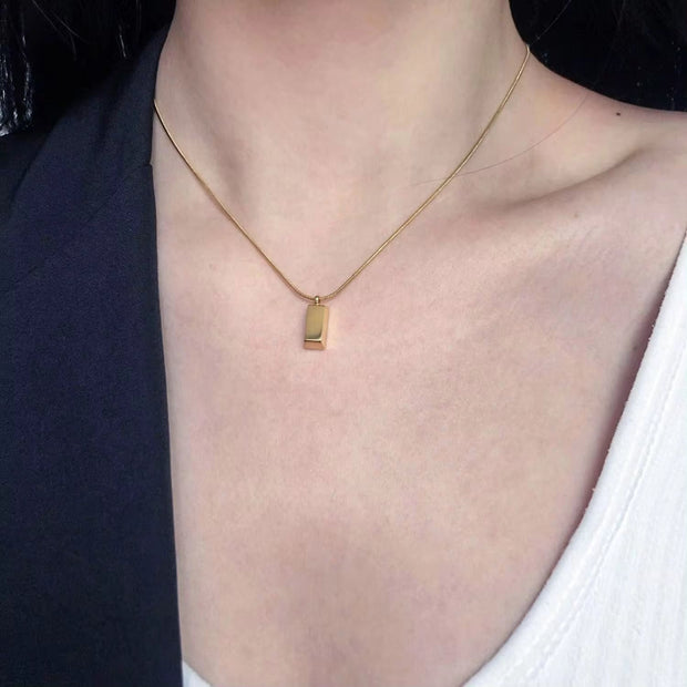 Waterproof 18K PVD Gold Plated Thin Snake Chain Simple Stainless Steel Brick Square Pendant Necklace for Women